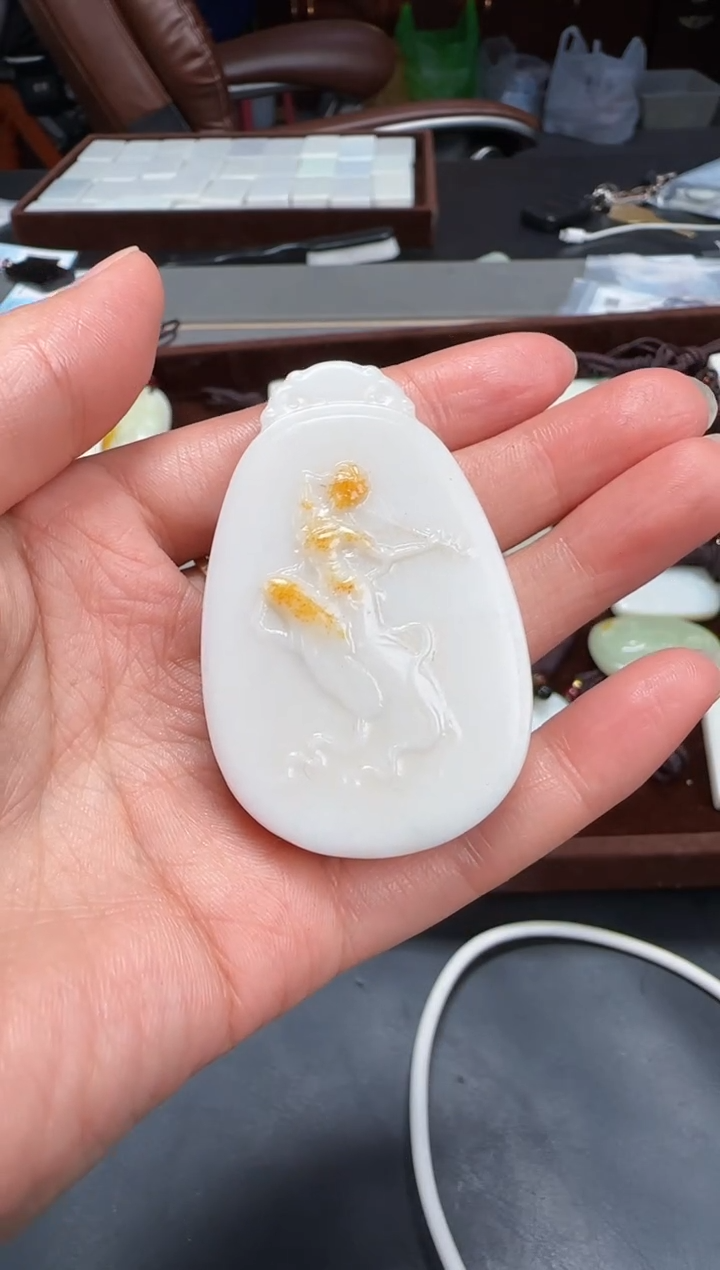 【闪购商品】和田玉颈饰未镶嵌拍一发一多样性发货