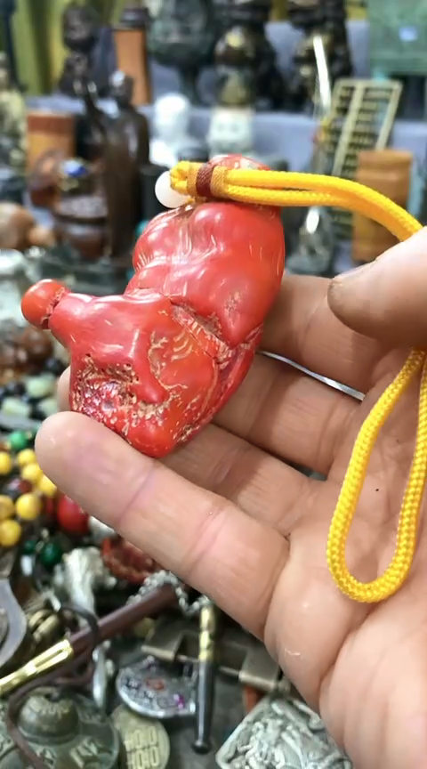 【闪购商品】一物一拍编号海红把件