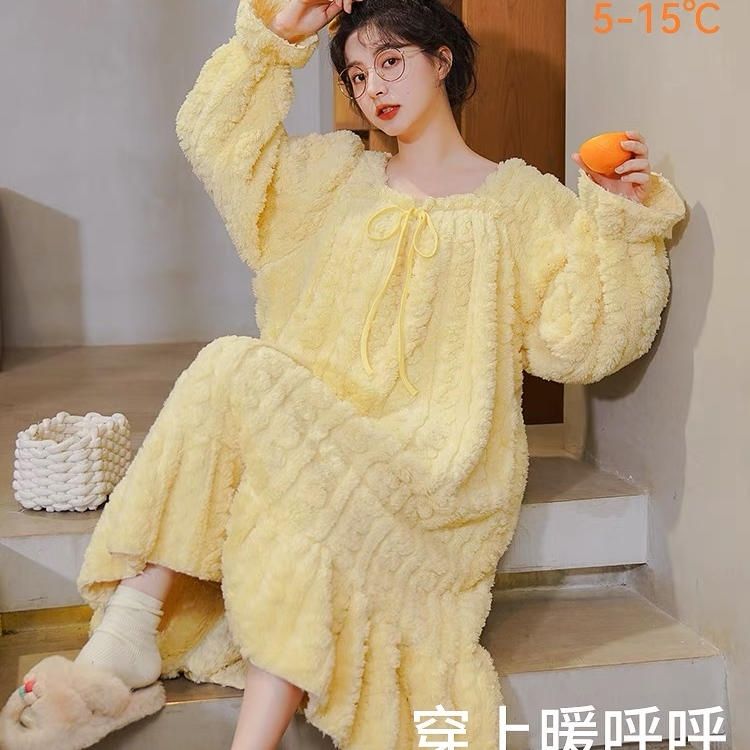 睡裙女冬季厚款长袖鹅黄大码睡衣款号7107