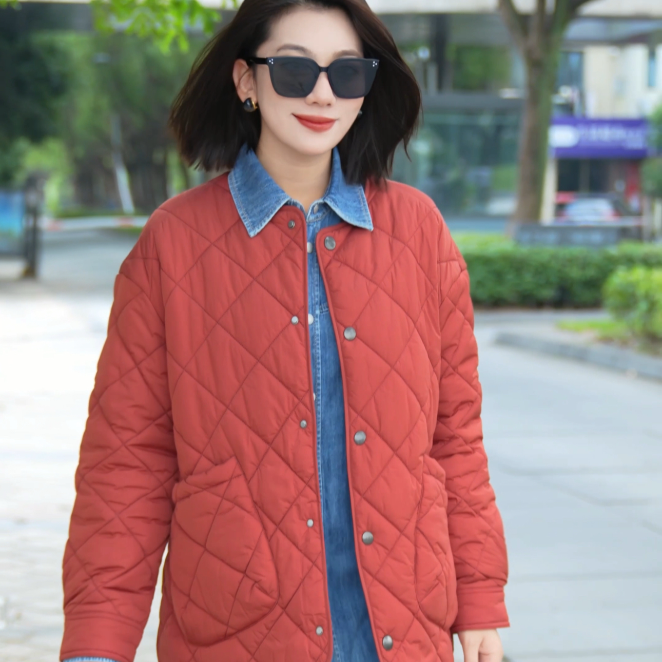 AMASS/阿玛施-暖冬时髦雅丹风宽松软糯圆领压线菱格女棉服5400730