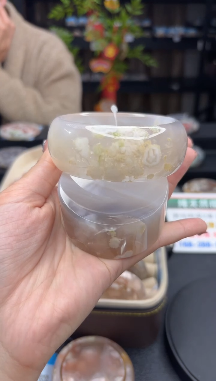 【闪购商品】石英质玉手镯未镶嵌78（62圈赠送镯心）