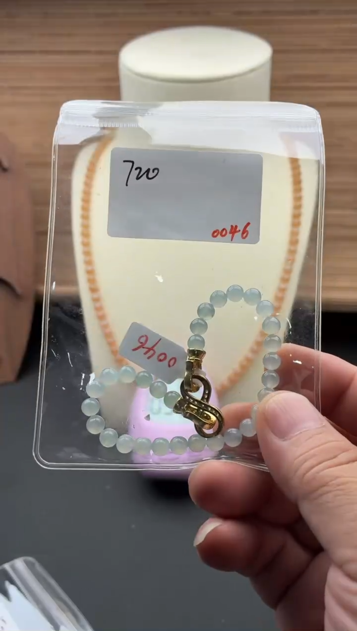 未镶嵌手链翡翠就****名翡翠珠链