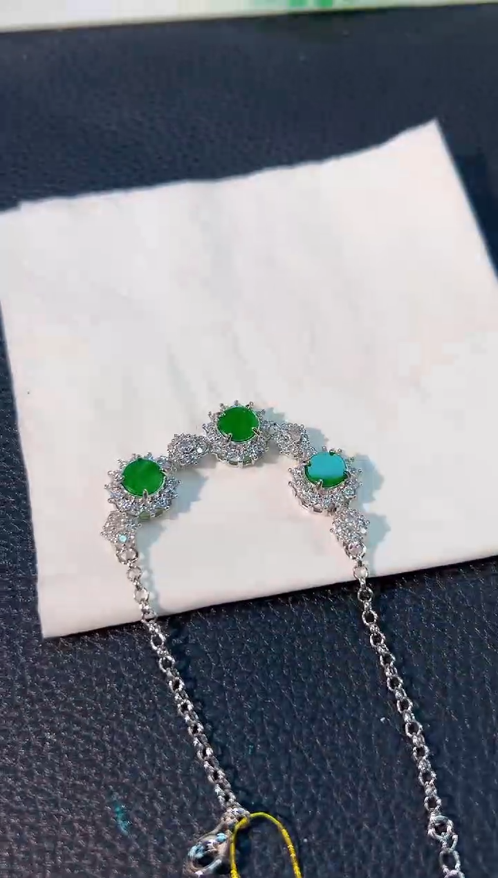 颈饰未镶嵌翡翠缅料A货/多样性发货/一件