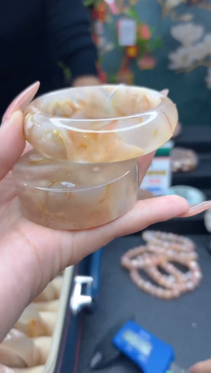 【闪购商品】石英质玉手镯未镶嵌91（58圈赠送镯心）