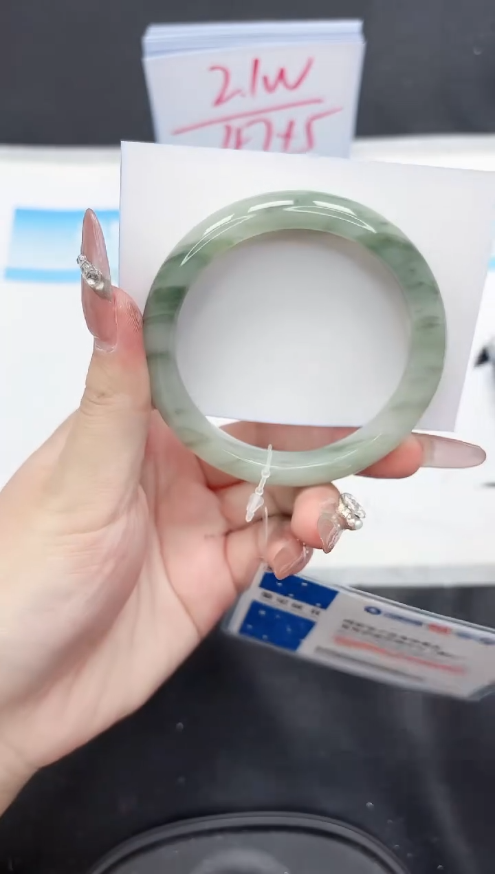 【闪购商品】石英质玉手镯未镶嵌311-56.8