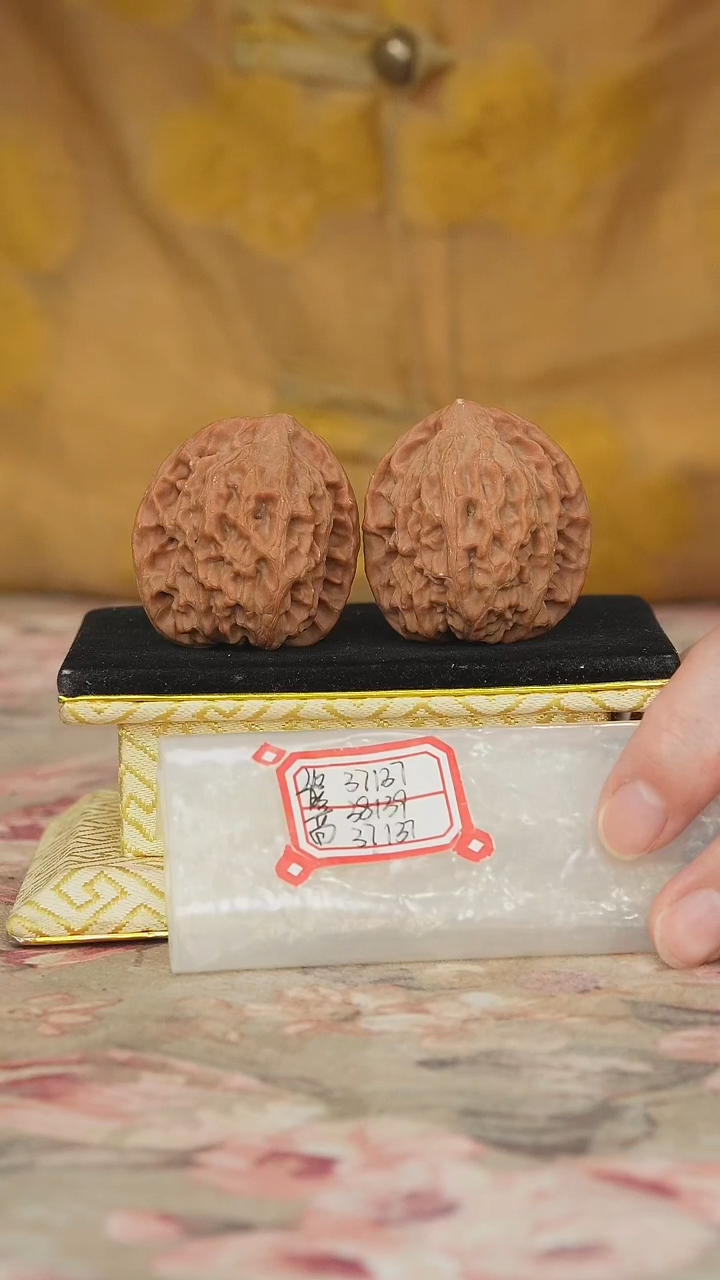 文玩核桃把件非嫁接北京