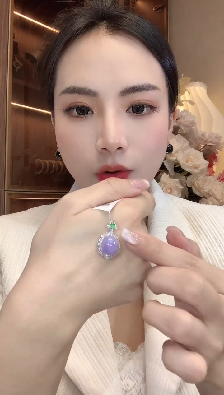 【闪购商品】翡翠吊坠(不含链)18K金镶嵌C71 紫货有一定色差