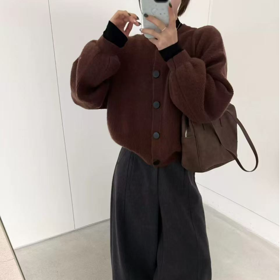 【运费补贴】咖啡色大扣子加厚秋冬新款长袖宽松韩版针织衫毛衣女