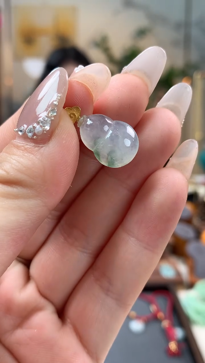 【闪购商品】翡翠吊坠(不含链)18K金镶嵌葫芦