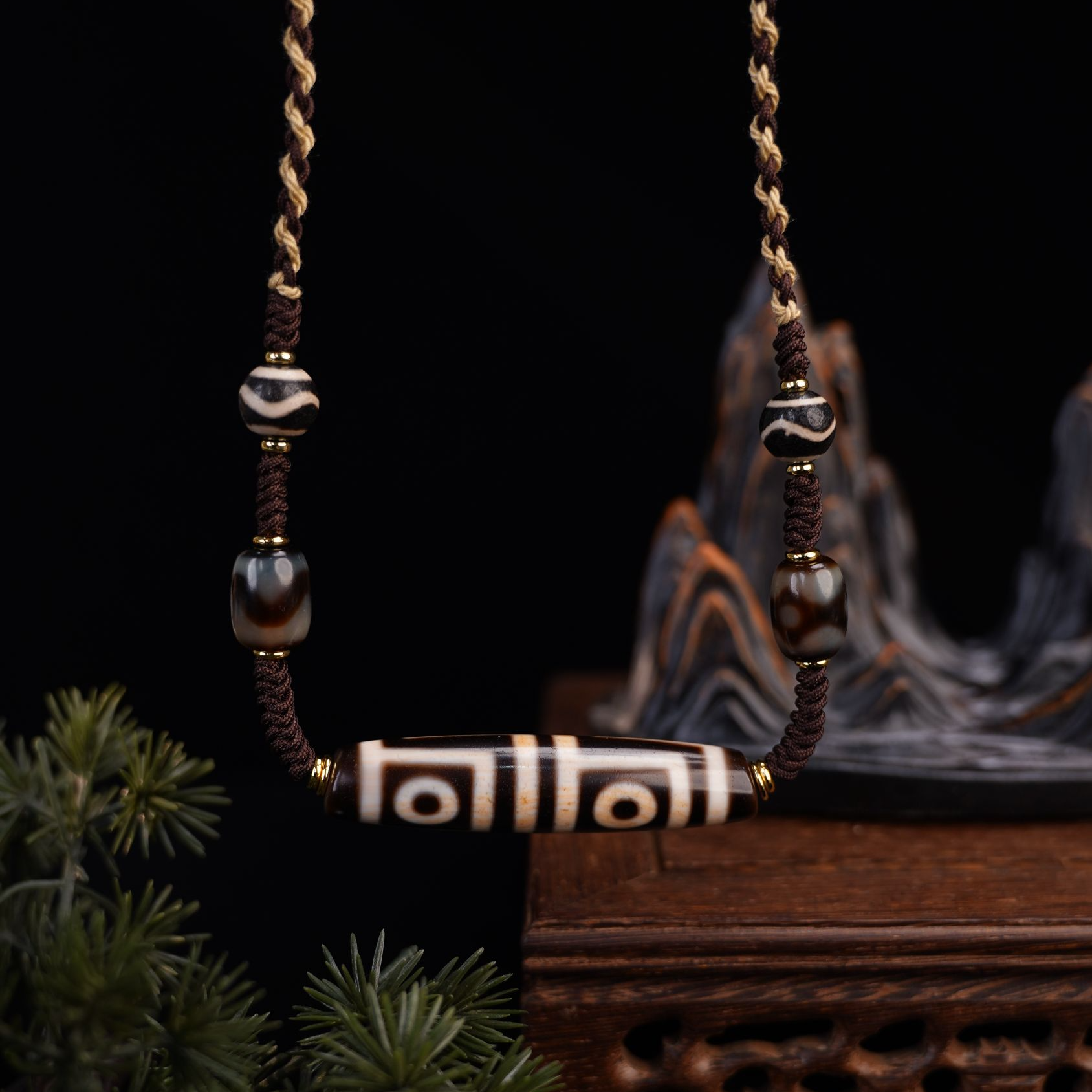  孤品 老玛瑙天珠 四眼 脖挂 不对称天珠配珠   DZT12041