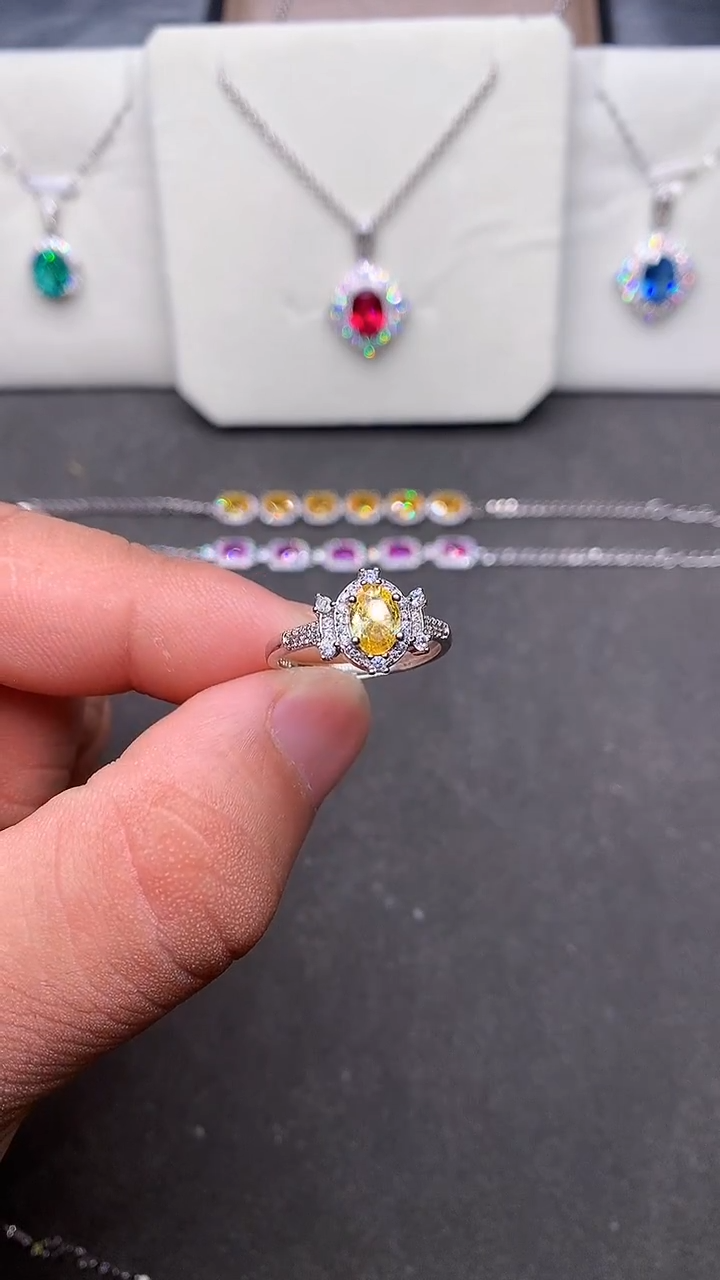 【闪购商品】彩色蓝宝石戒指银S925镶嵌·····