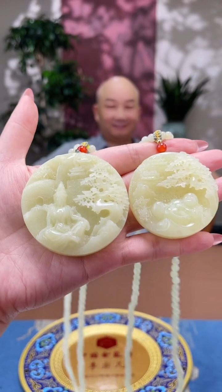 和田玉未镶嵌颈饰s430