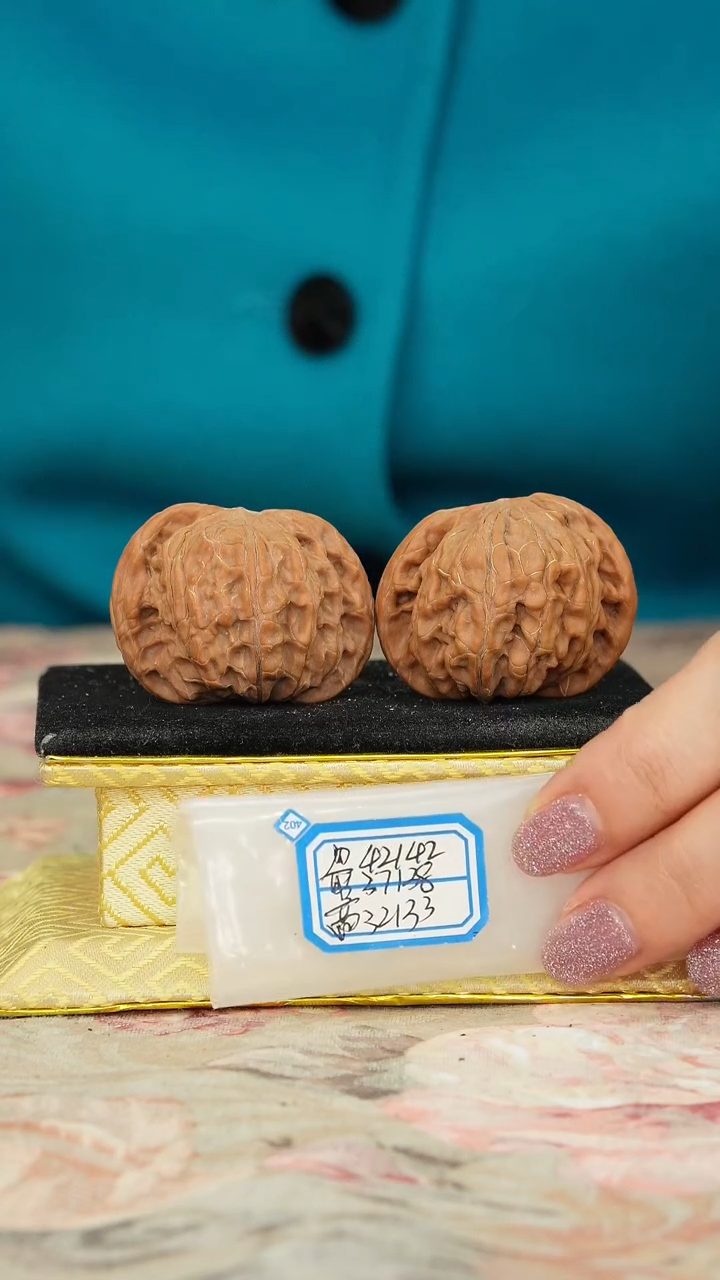 【闪购商品】文玩核桃把件磨盘