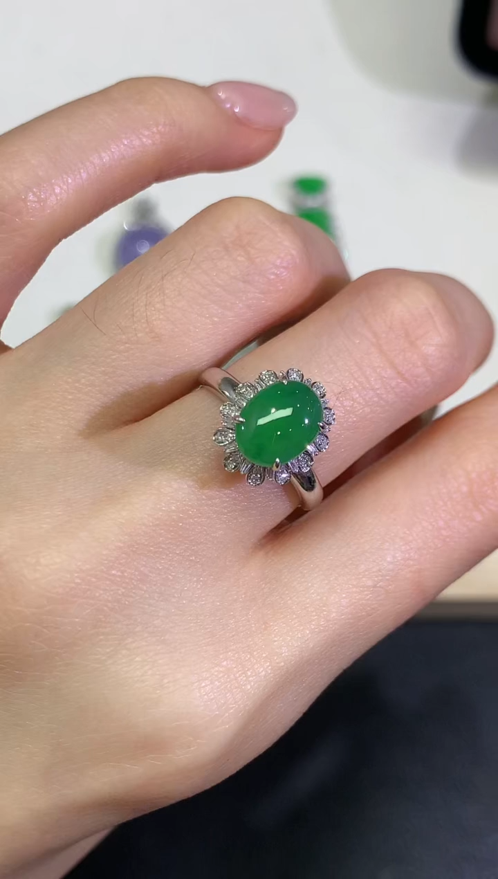 【闪购商品】翡翠颈饰18K金镶嵌团购53