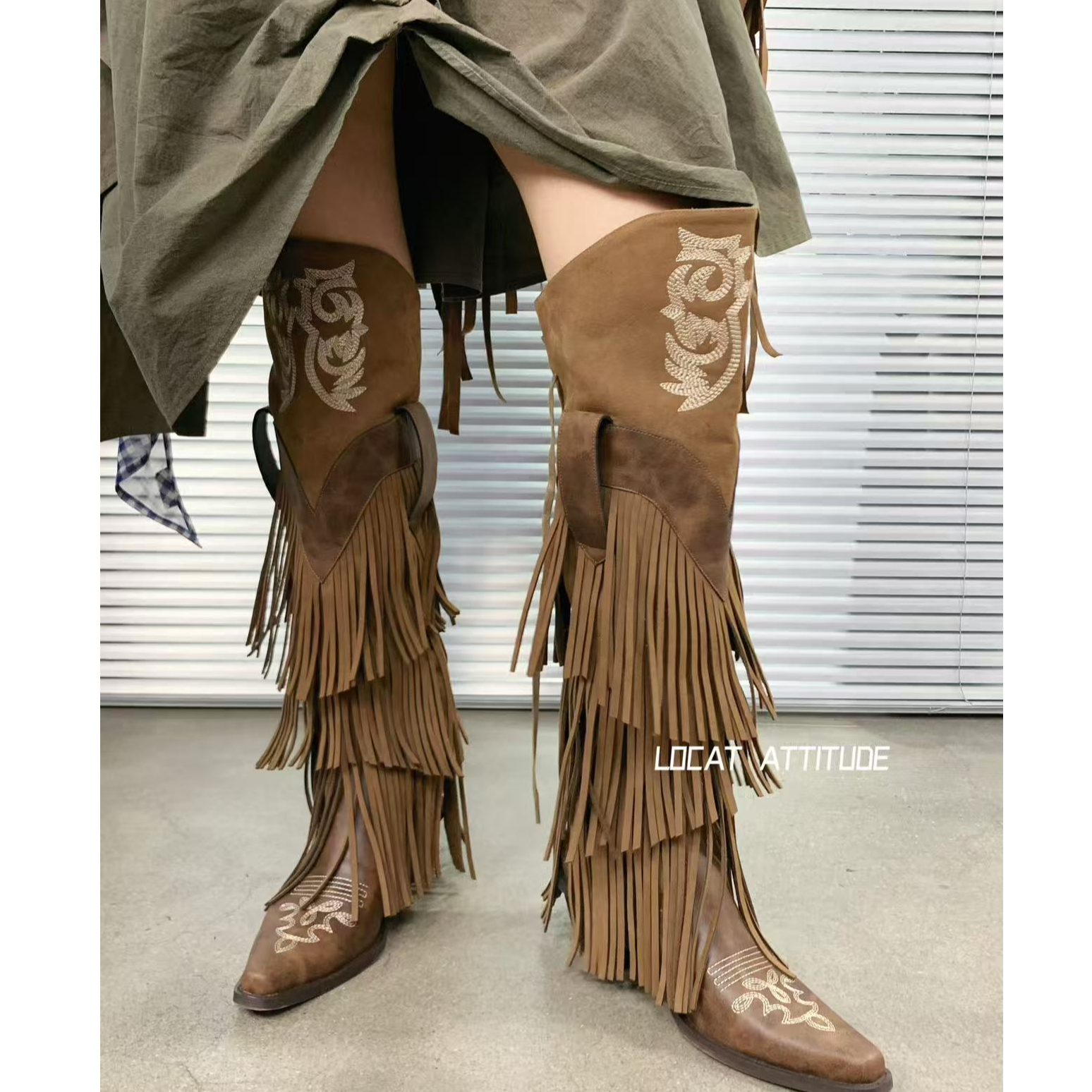 【LOCAT】1COTHEN   流苏刺绣长靴  2025001-5-002-AY160