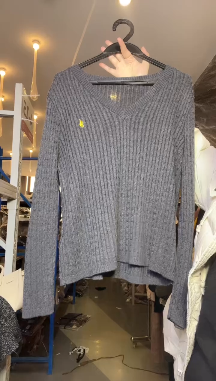 8977南油S码毛衣