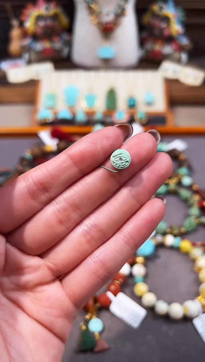 未镶嵌绿松石配饰荷鲁斯之眼