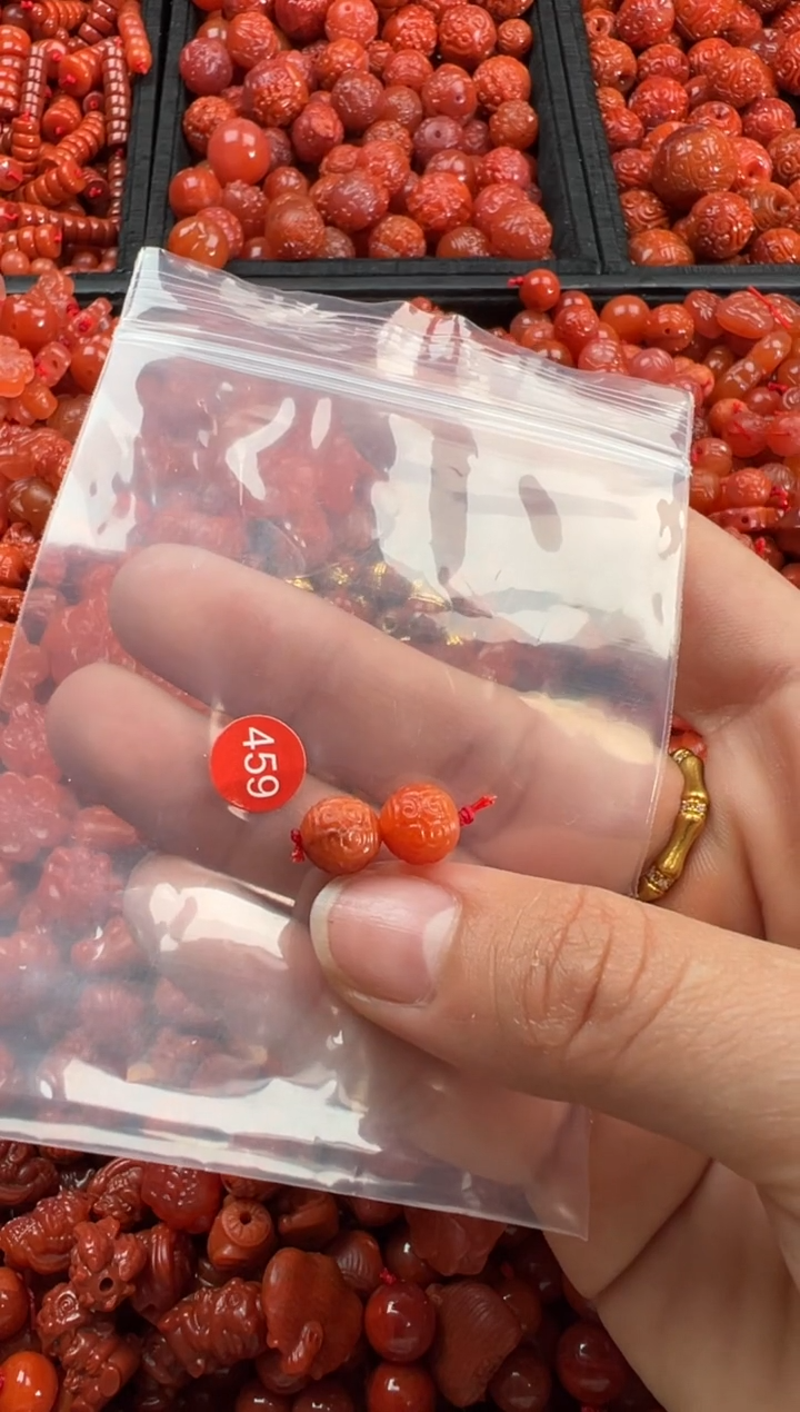 【闪购商品】南红玛瑙颈饰未镶嵌1