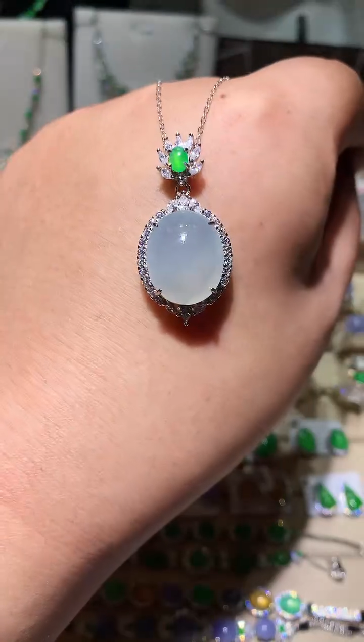 翡翠未镶嵌耳饰吊坠1
