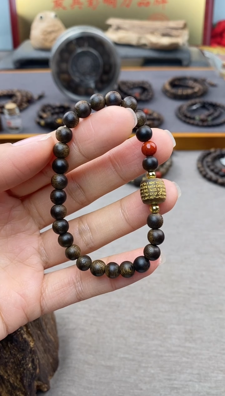 【闪购商品】沉香手串富森红土0.6+五条+配饰沉水单圈