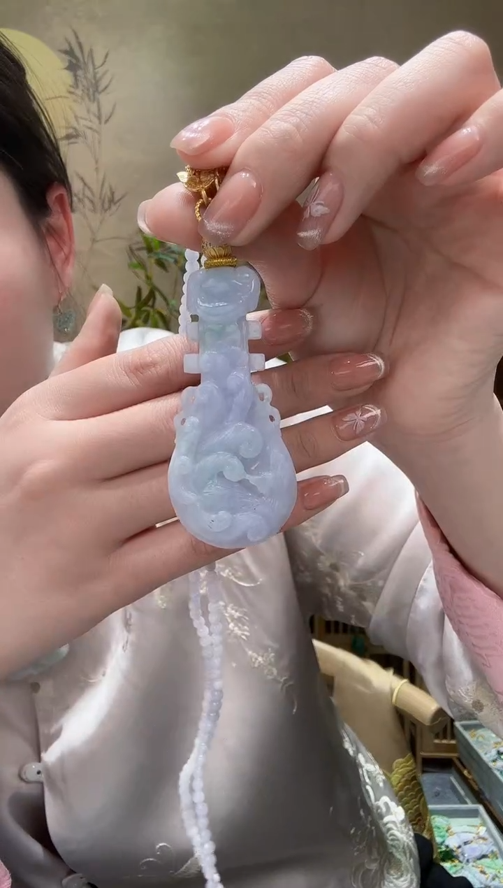 【闪购商品】翡翠颈饰未镶嵌吊坠