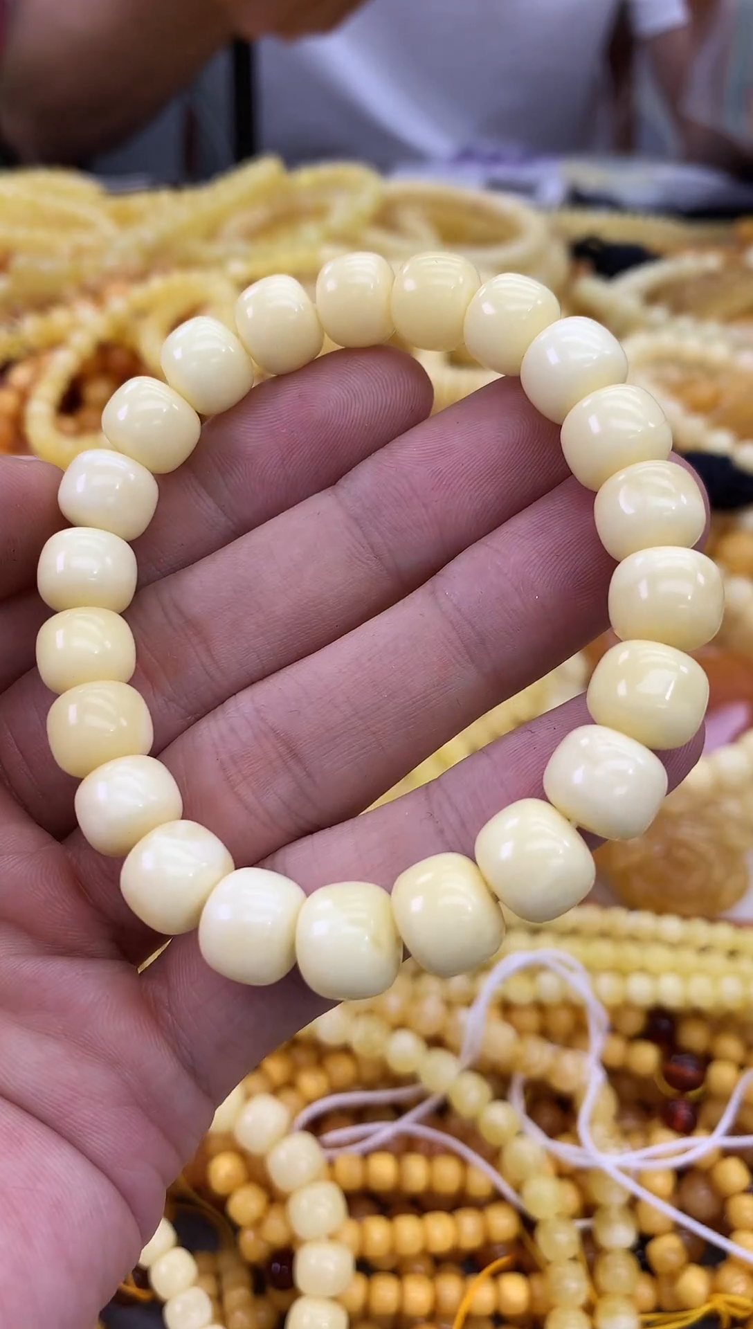 裸石蜜蜡未镶嵌手串