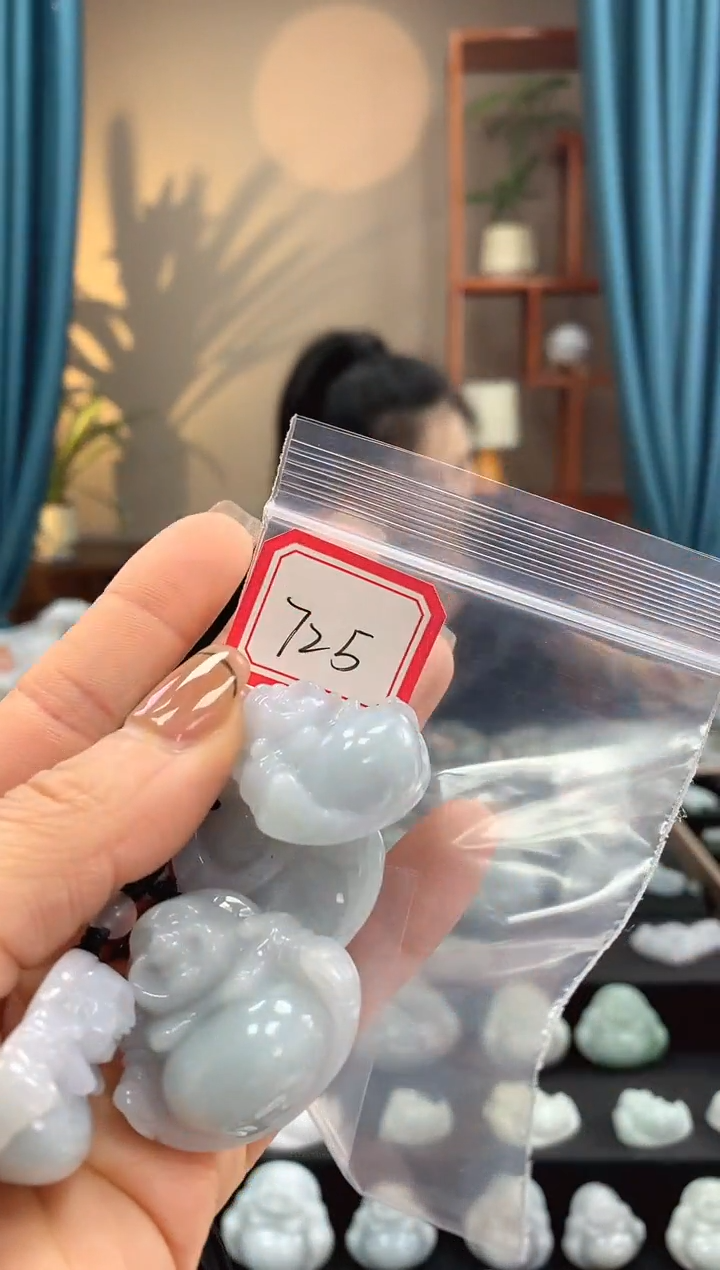 翡翠未镶嵌颈饰佛公725 多样性发一件