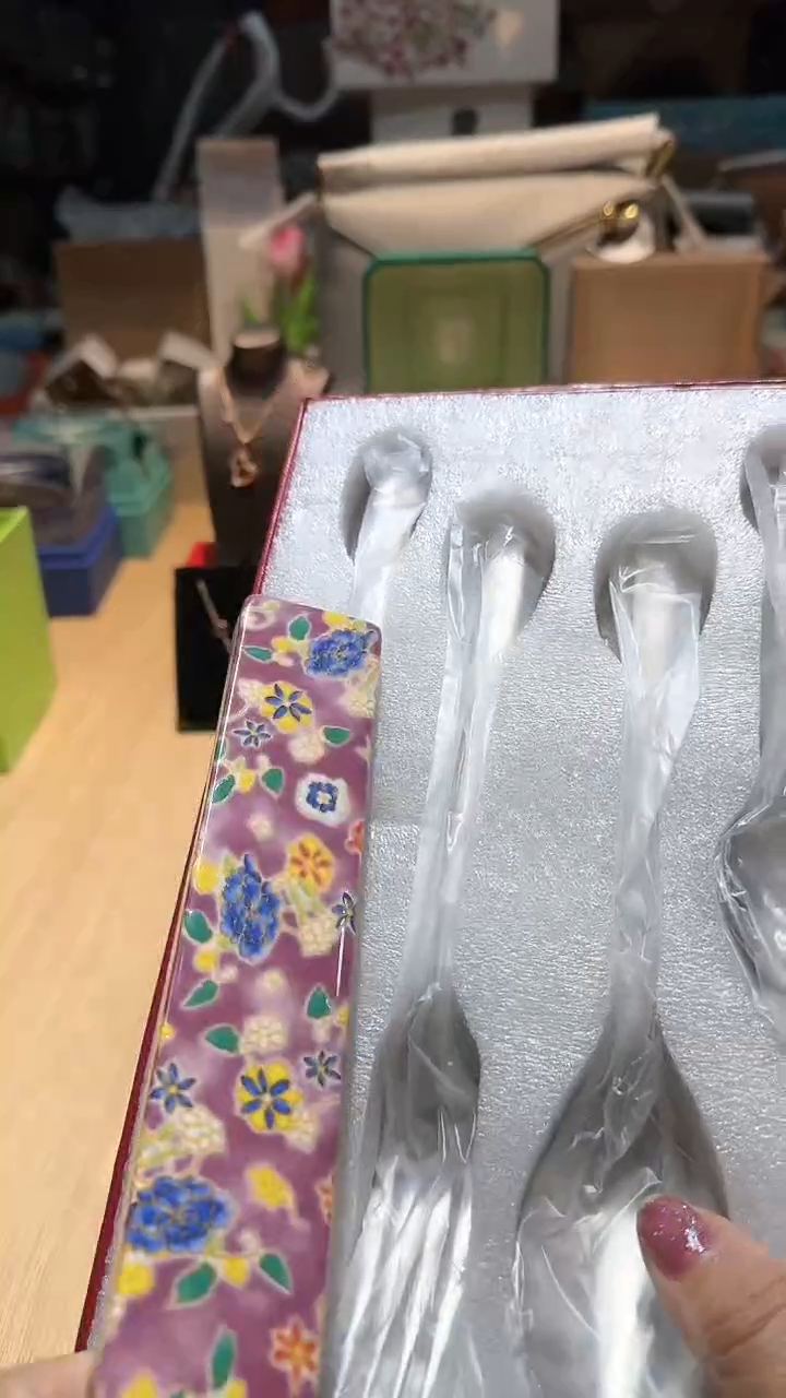 【闪购商品】瓷片锅碗瓢盆一件不剩