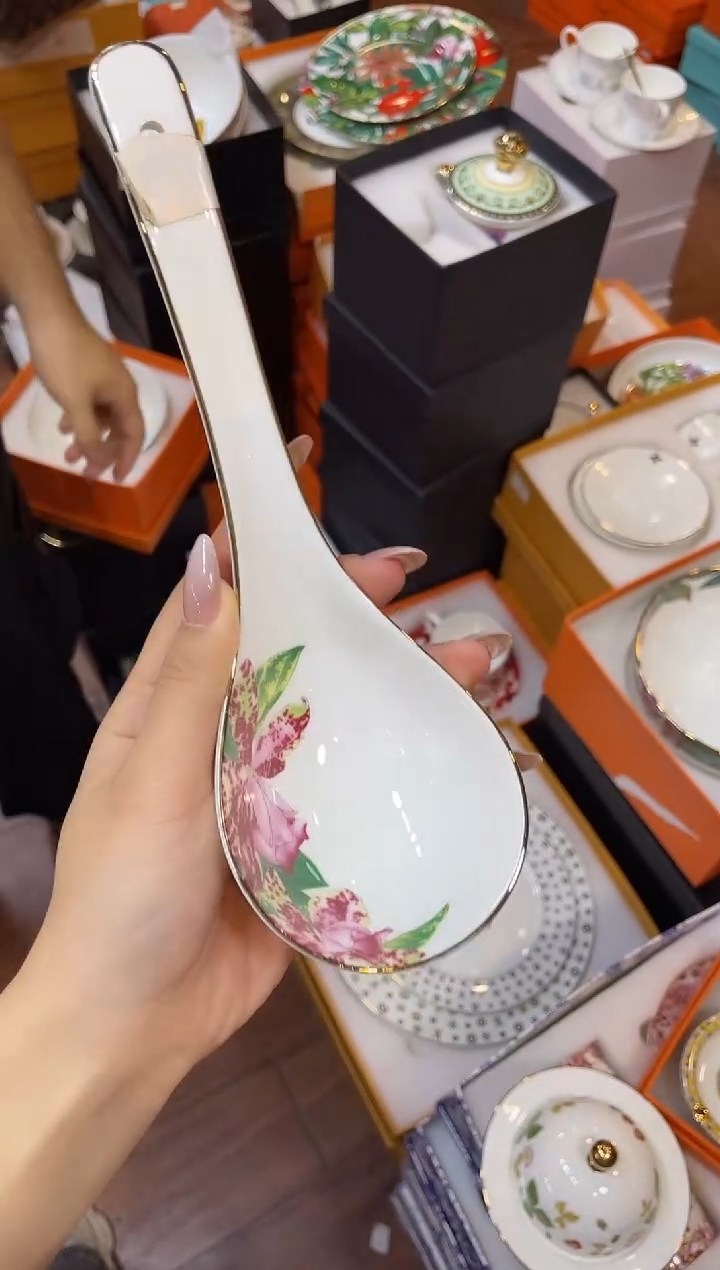 杯鸿辉家品牌瓷器，京东包邮！