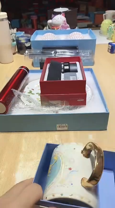 瓷片生活的本意就是开心@@1