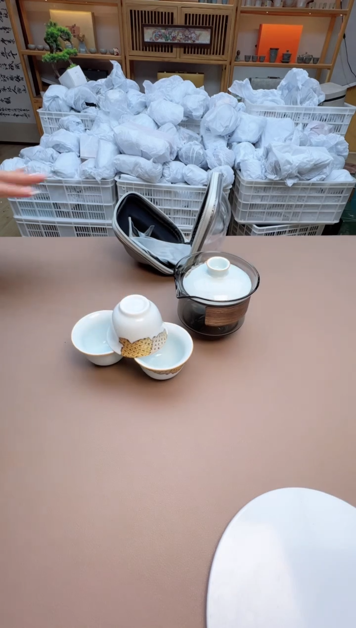 【闪购商品】摆件瓷制品S1111111111111