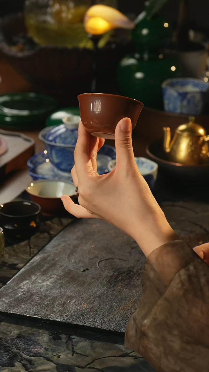瓷片云由山坊     紫金釉 花