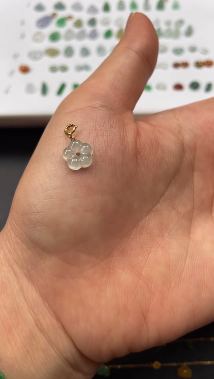 吊坠(不含链)18K金镶嵌翡翠一个JK469