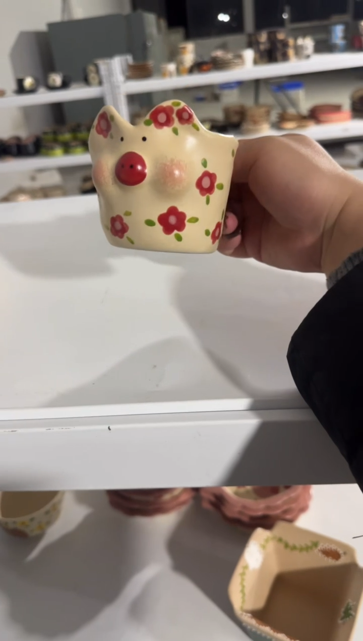 陶瓷猪猪杯子【十里高温釉下彩陶瓷】