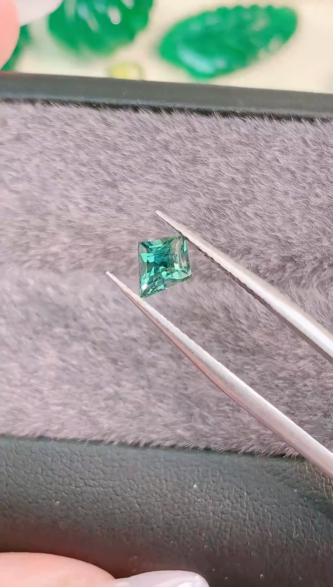 裸石蓝宝石1.05ct-天然风筝切