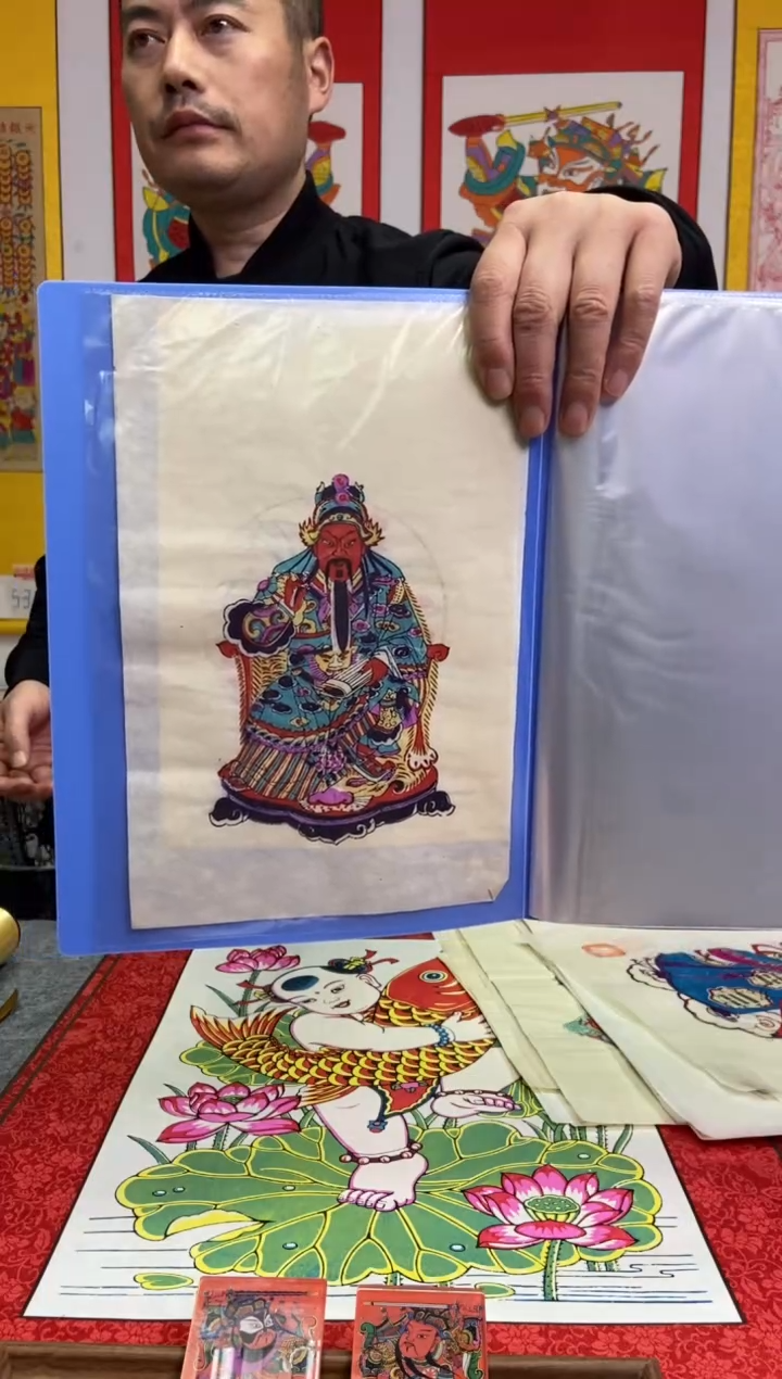 哒***殴单独关公小画老年画手工制作精品