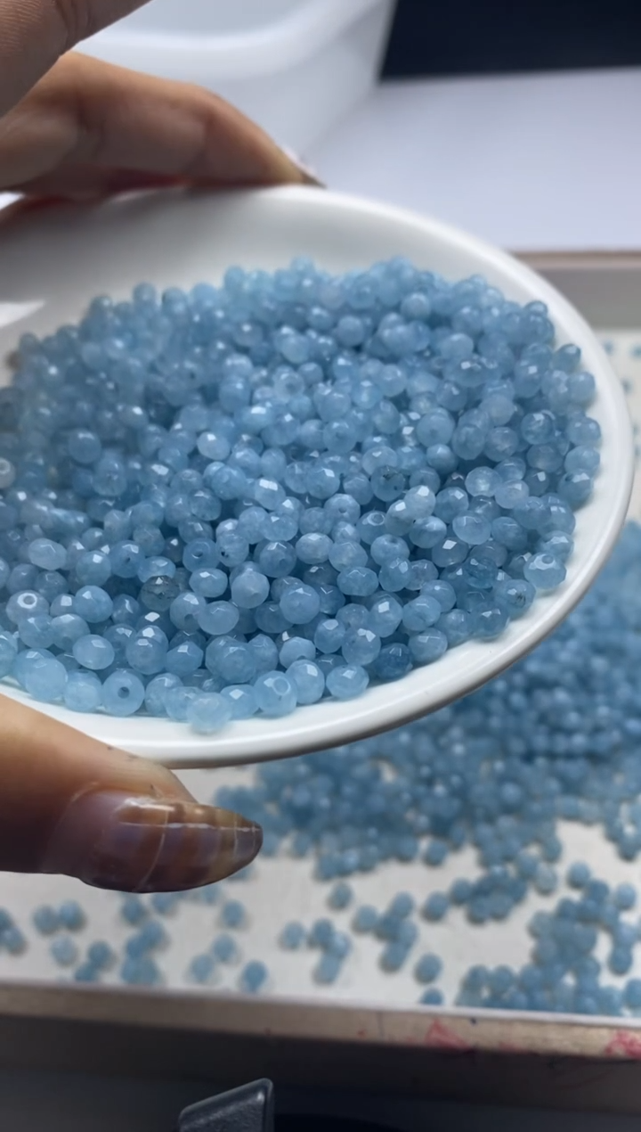 【闪购商品】玛瑙/玉髓颈饰未镶嵌W1589海蓝宝切面4*2mm*100颗