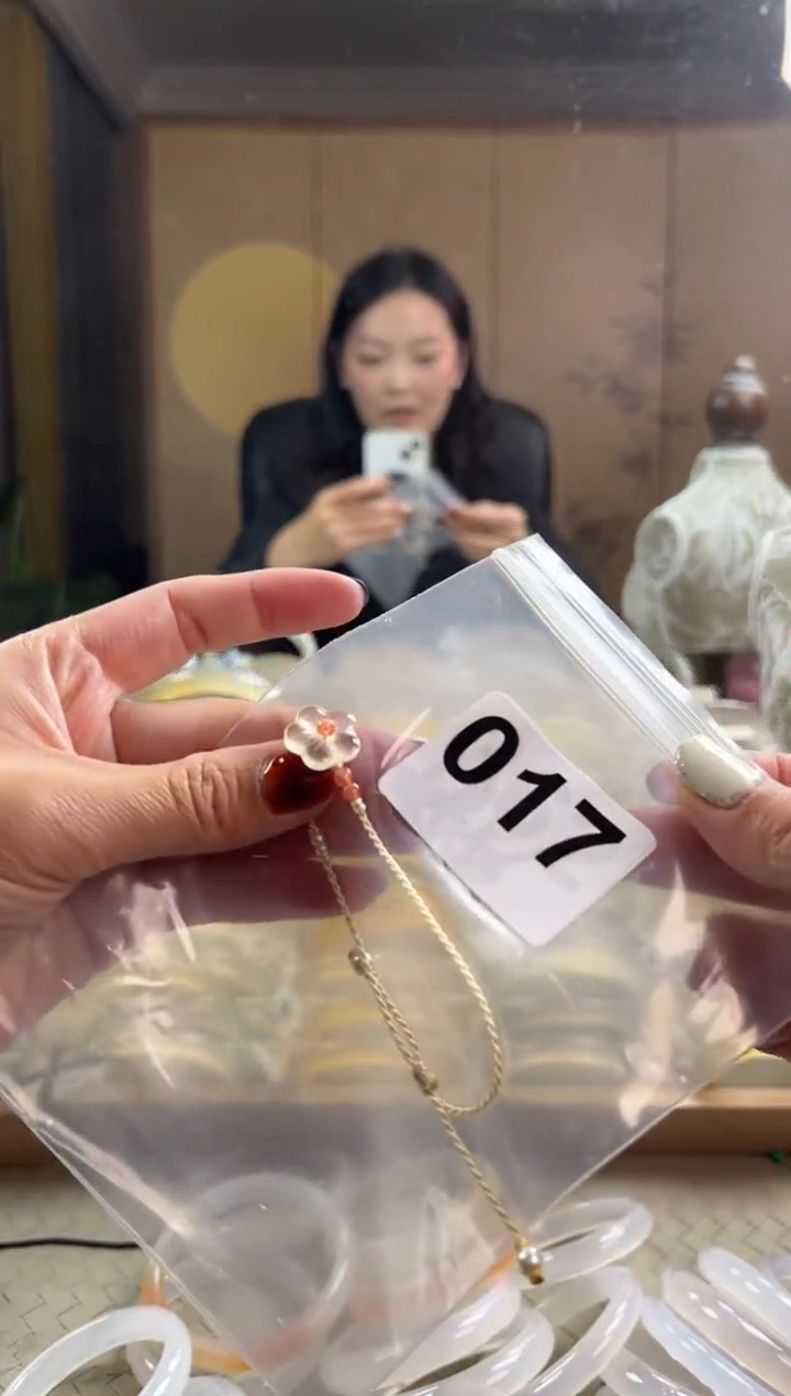 手镯玛瑙/玉髓未镶嵌017