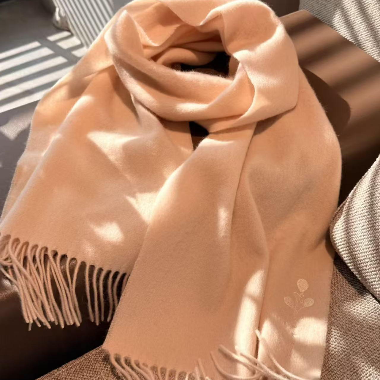 I围巾休闲长款纯色女士韩版常规款成人保暖女时尚