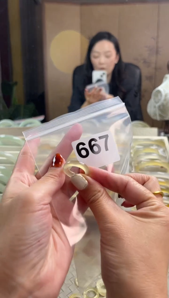 手镯玛瑙/玉髓未镶嵌667