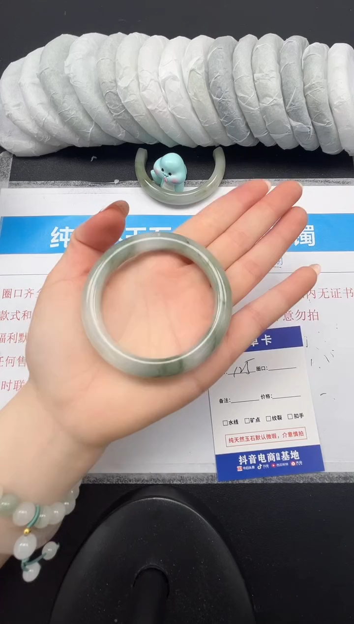 石英质玉未镶嵌手镯125-51.8