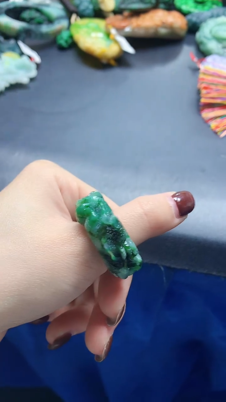 颈饰未镶嵌翡翠天然缅甸a货翡翠19.3圈口