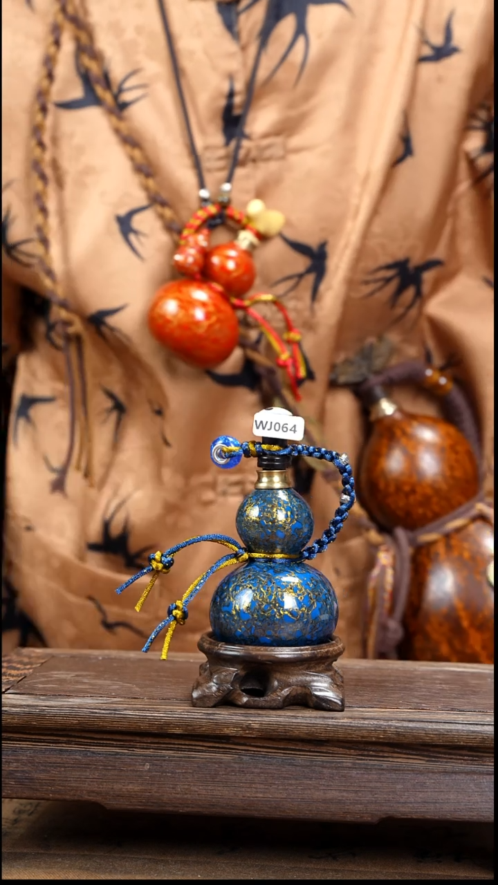 WU064漆艺精致小手捻(开口）