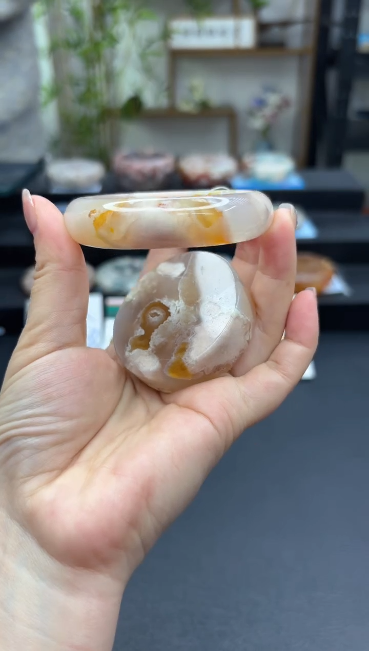 【闪购商品】石英质玉手镯未镶嵌C842(54圈赠送镯心)