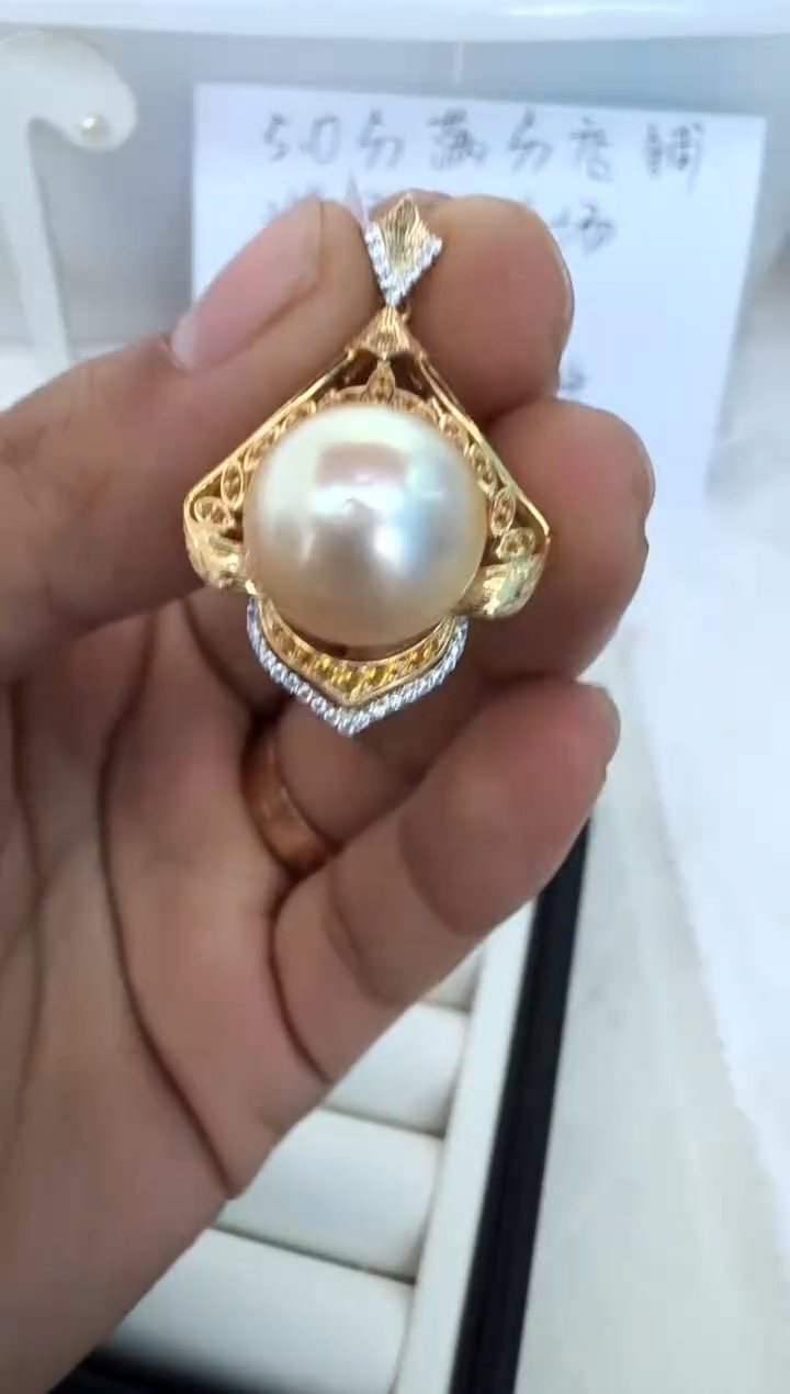 【闪购商品】海水珍珠颈饰银S925镶嵌吊坠