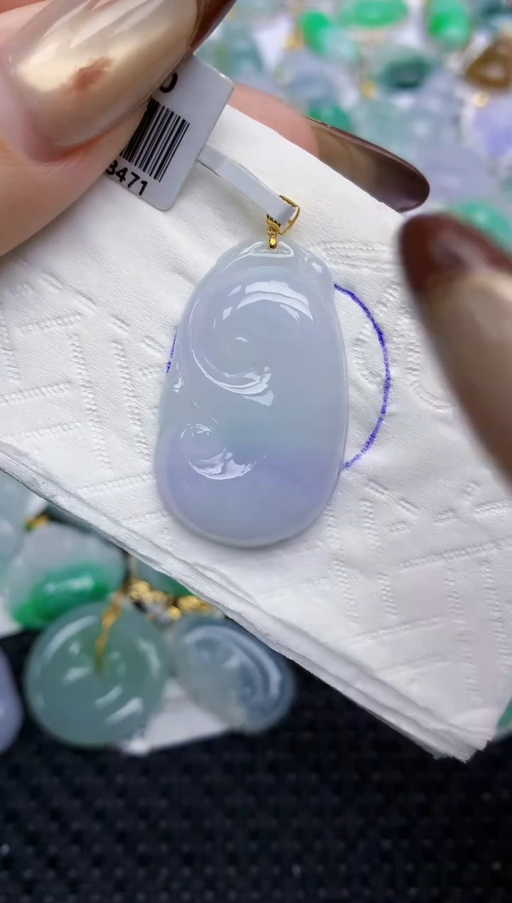 颈饰18K金镶嵌翡翠   天然翡翠A货  百元以上9米证书费自理