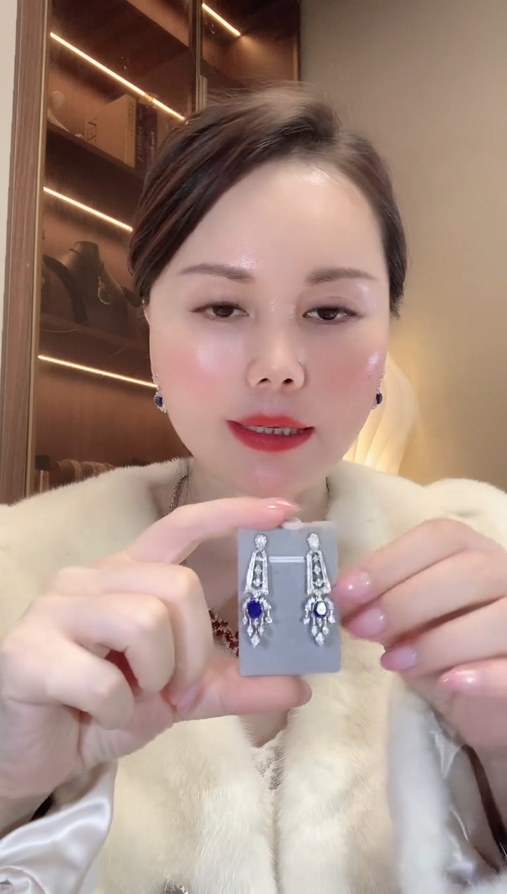 【闪购商品】彩色蓝宝石耳饰18K金镶嵌d113   