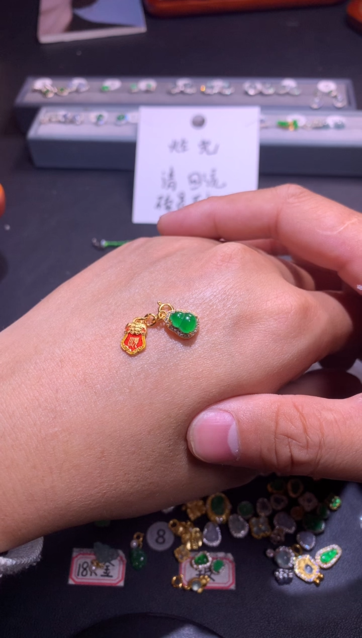 翡翠银S925镶嵌颈饰11111111111