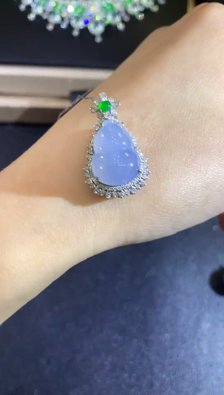 【闪购商品】翡翠吊坠(不含链)18K金镶嵌a295紫货有色差