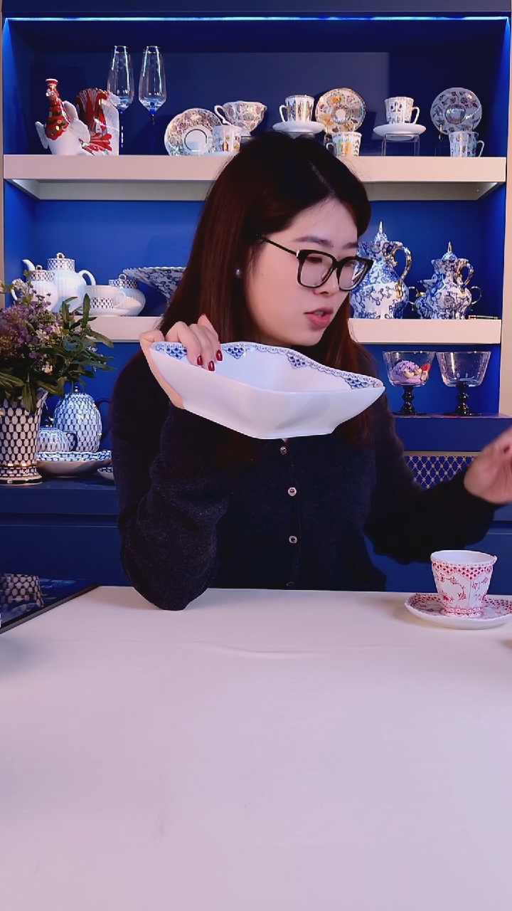 每天早上六点（公主蓝）